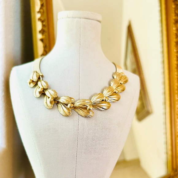 Vintage Leaf Jewelry Lot - Picture 17 of 17